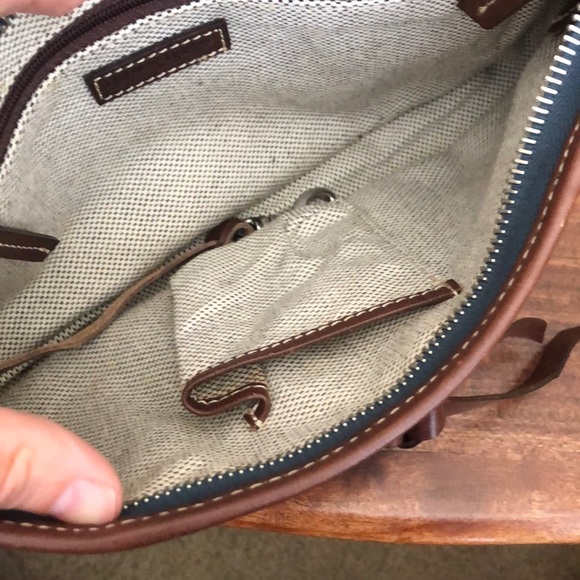 Dooney & Bourke purse - Picture 3 of 4